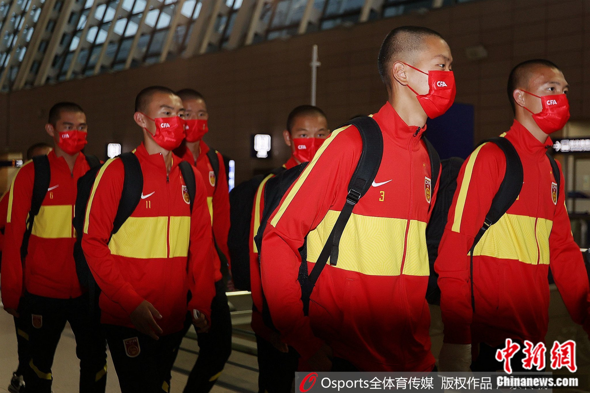 加快2008年龄段男足国少队组建，构建三大区域队