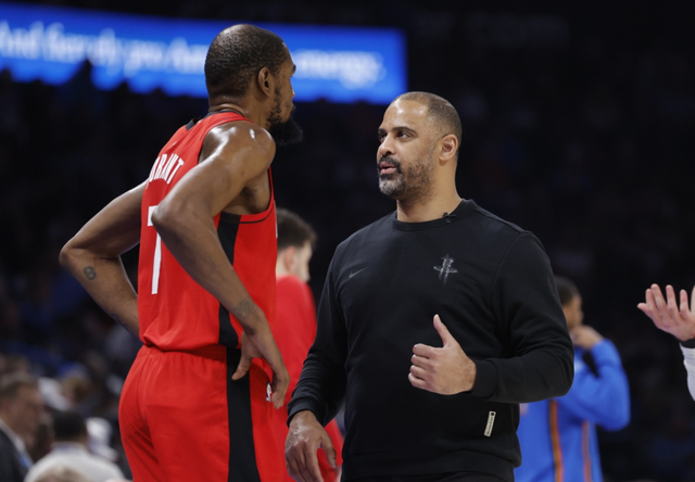 杜兰特逼近乔丹总得分纪录 火箭大胜老鹰终结