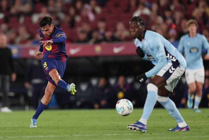 佩德里攻守兼备成巴萨夺冠关键